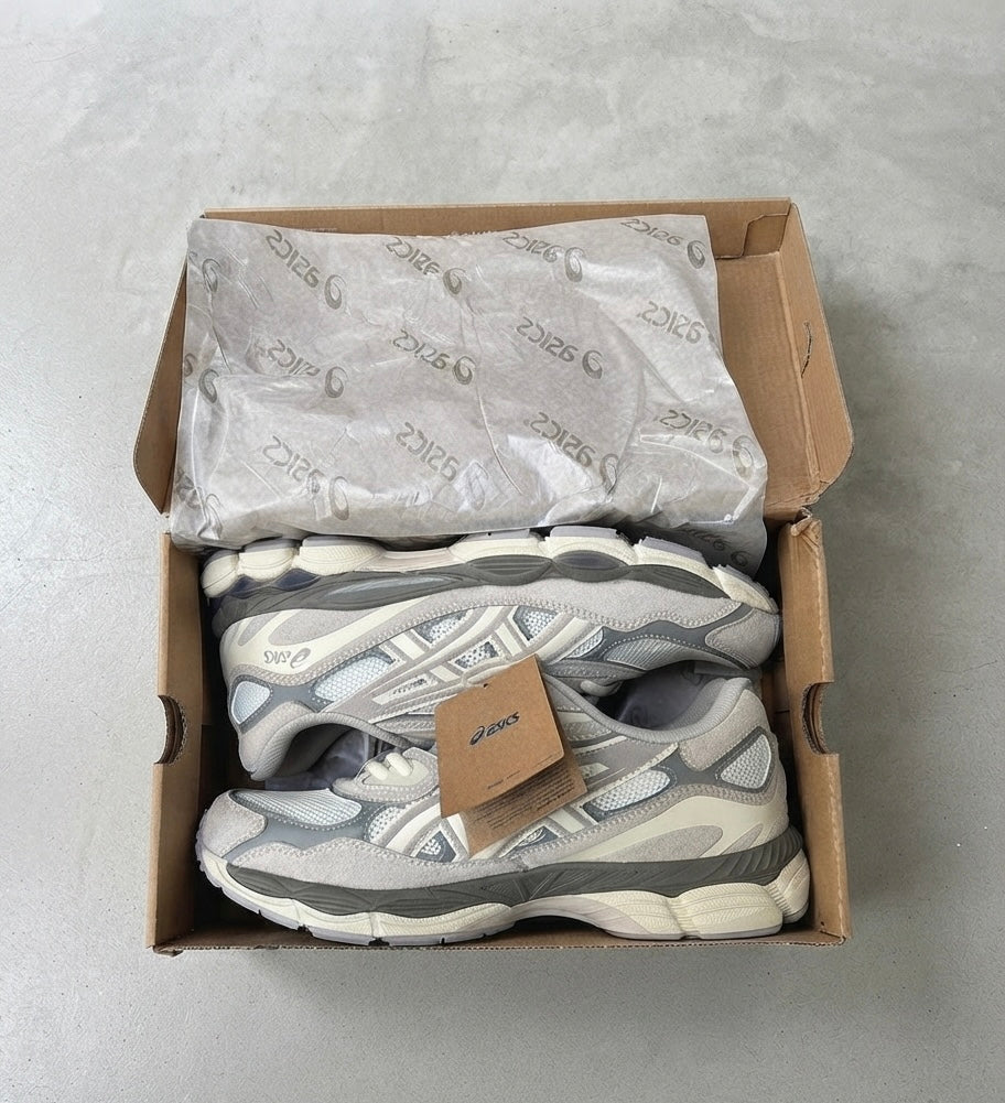 ASICS Schuhe