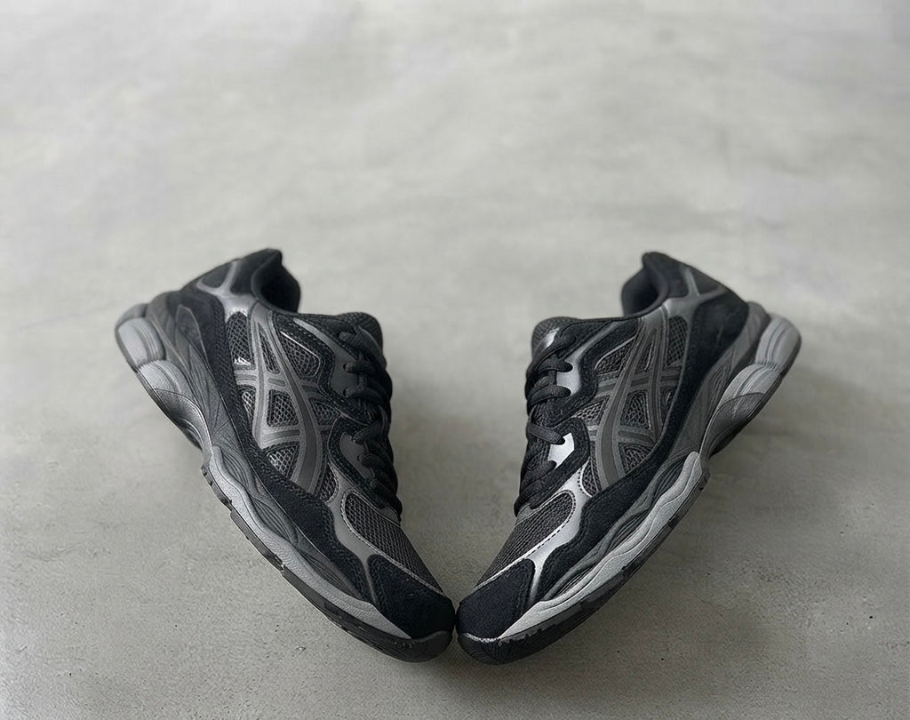 ￼ aisic schuhe
